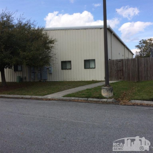 107 Cinema Dr back